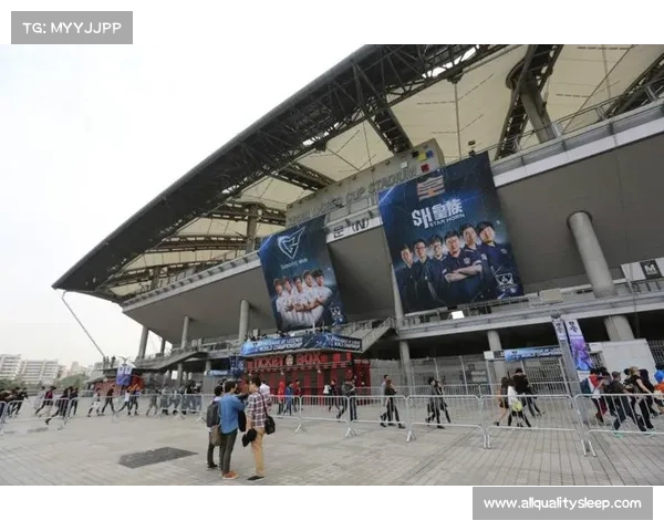 英雄联盟S4总决赛关键时刻回顾及赛场决胜局深度解析